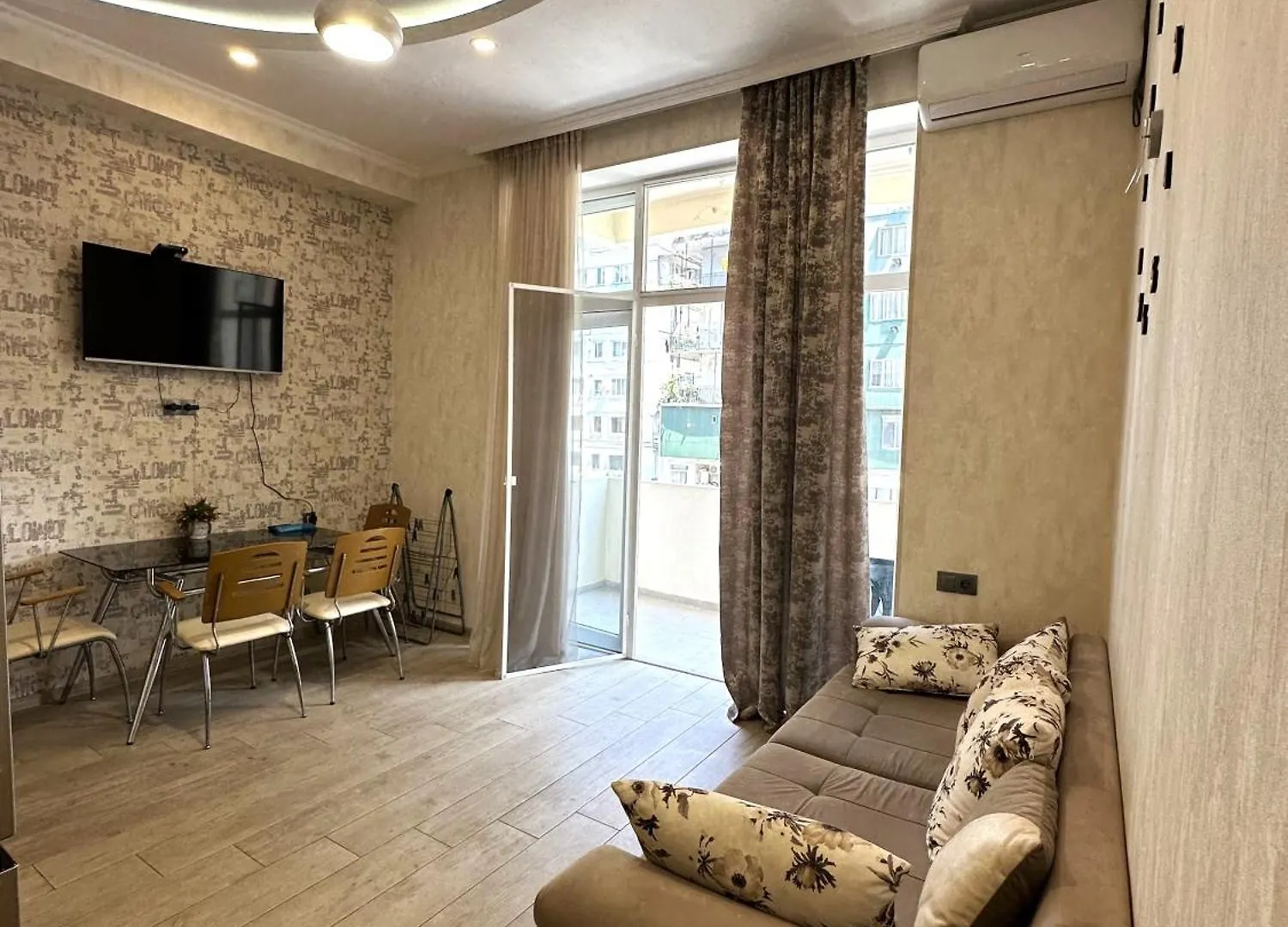 Apartment Ankas Lovely Apartment, Batumi Angisa